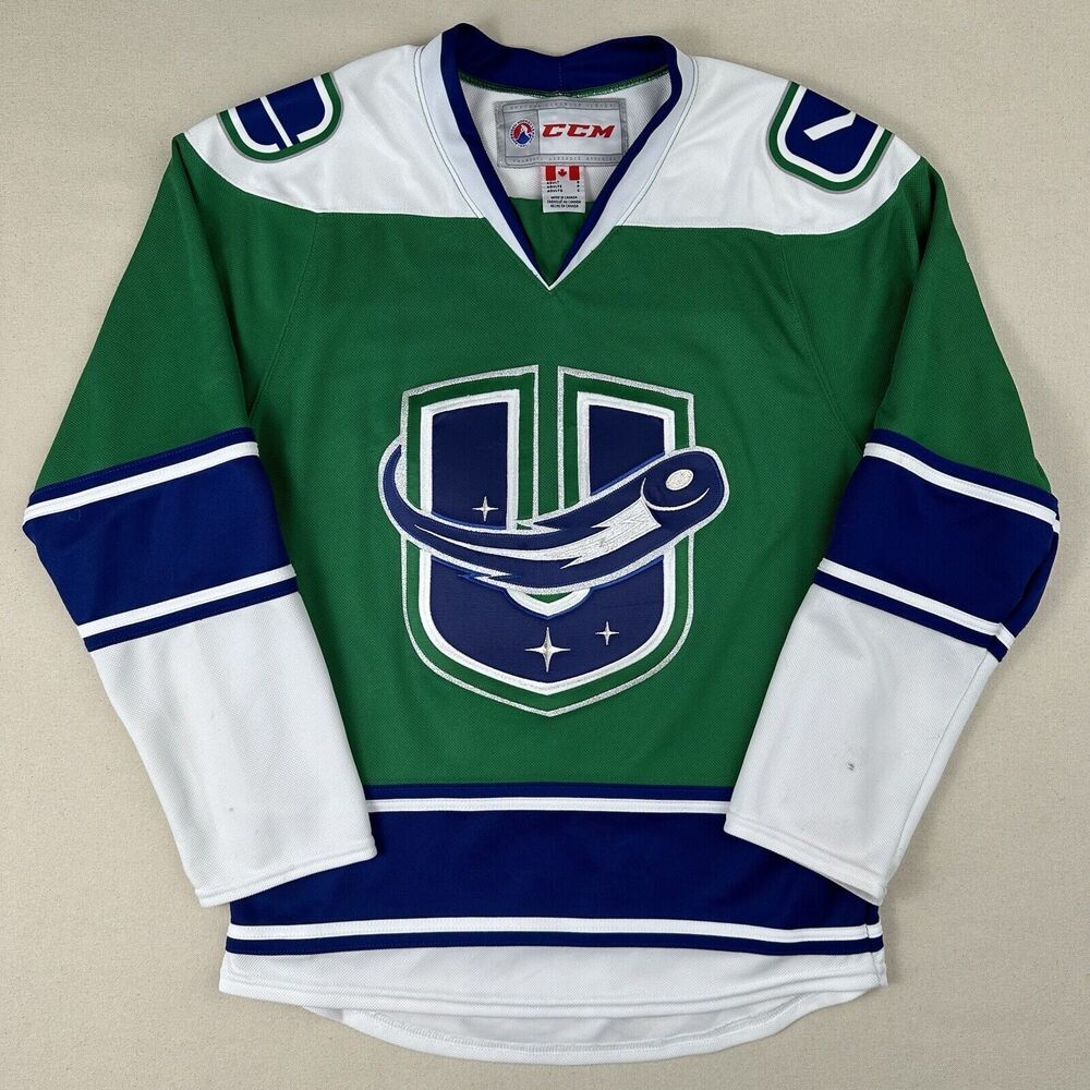 CCM Utica Comets Hockey Jersey Alternate Logo Adult Small Green‎ White AHL